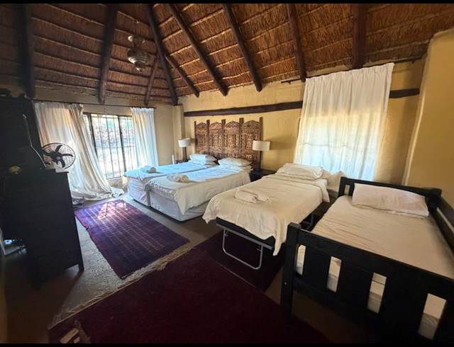 1 BEDROOM PROPERTY TO RENT IN HENNOPS RIVER